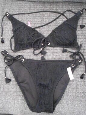Victoria Secret Women's Black Ribbed 2 Pc Halter Top Bikini Bathing Suit Size-M